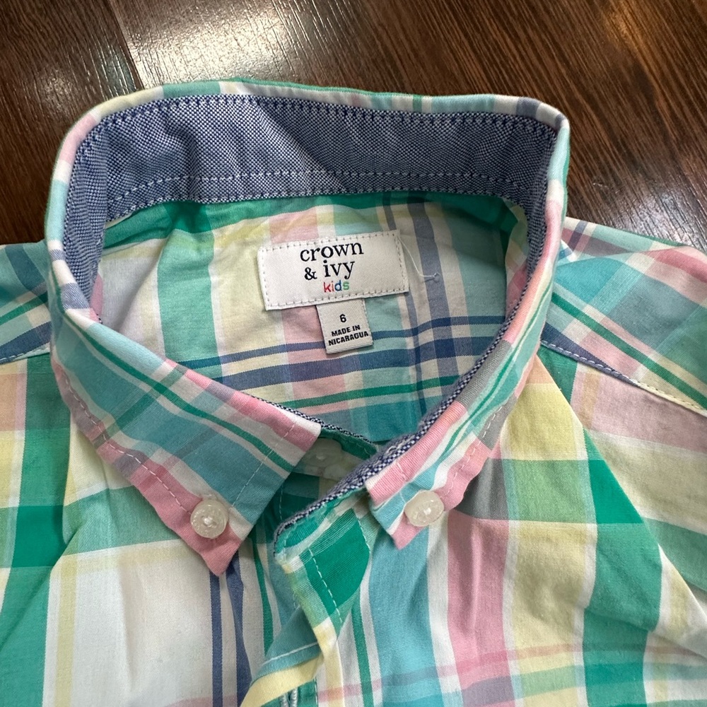 Cute Spring Button Down - Boys - Picture 4 of 5